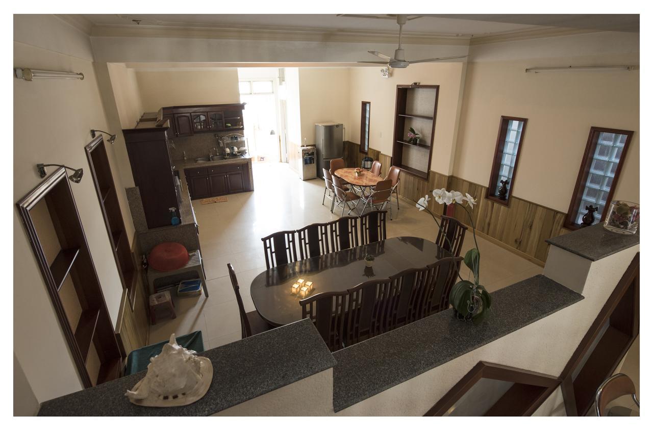 Three Palms Homestay هوي ان المظهر الخارجي الصورة